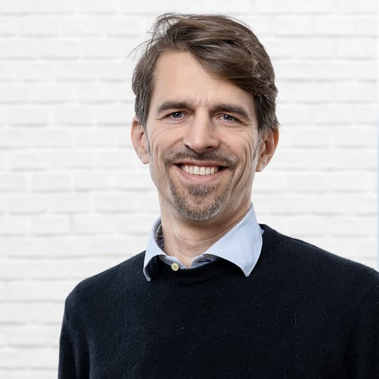 Portrait von Dr.-Ing. Florian Hönig, Software­entwick­lung & Entwick­lung AI in der KST Institut GmbH